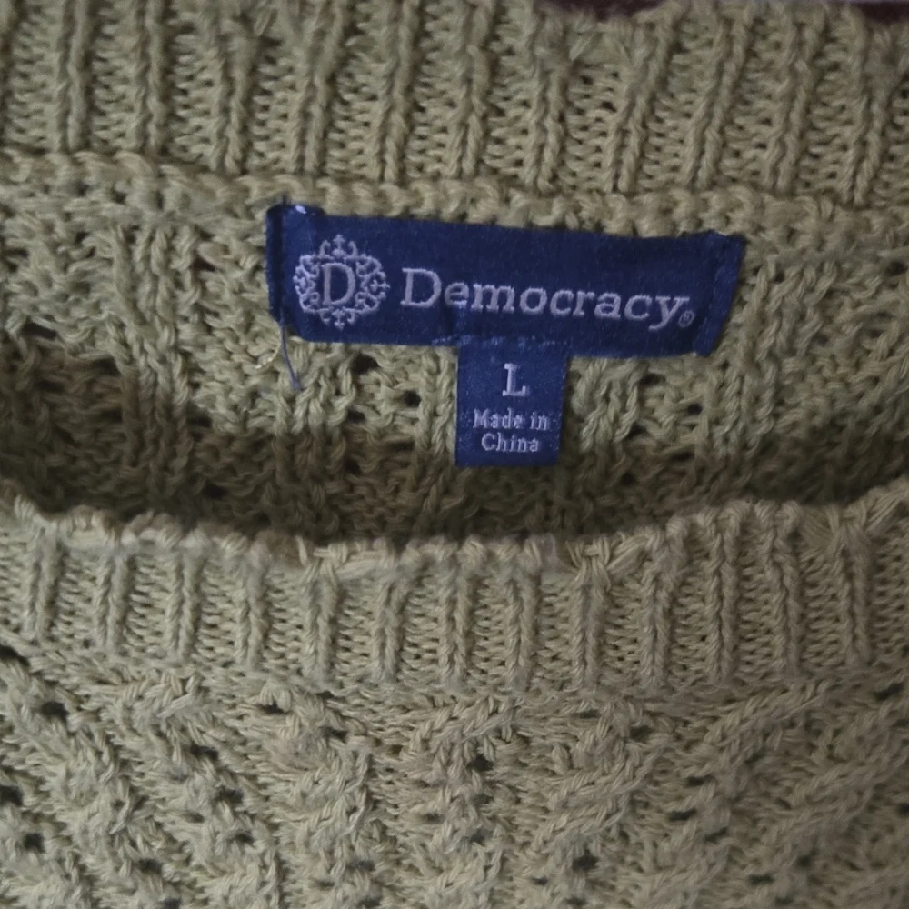 Democracy Lime Knit Top - Picture 2 of 2